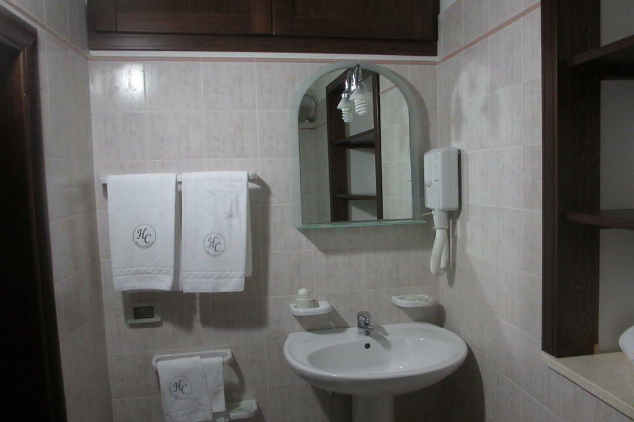 פלרמו Hotel Columbia מראה חיצוני תמונה