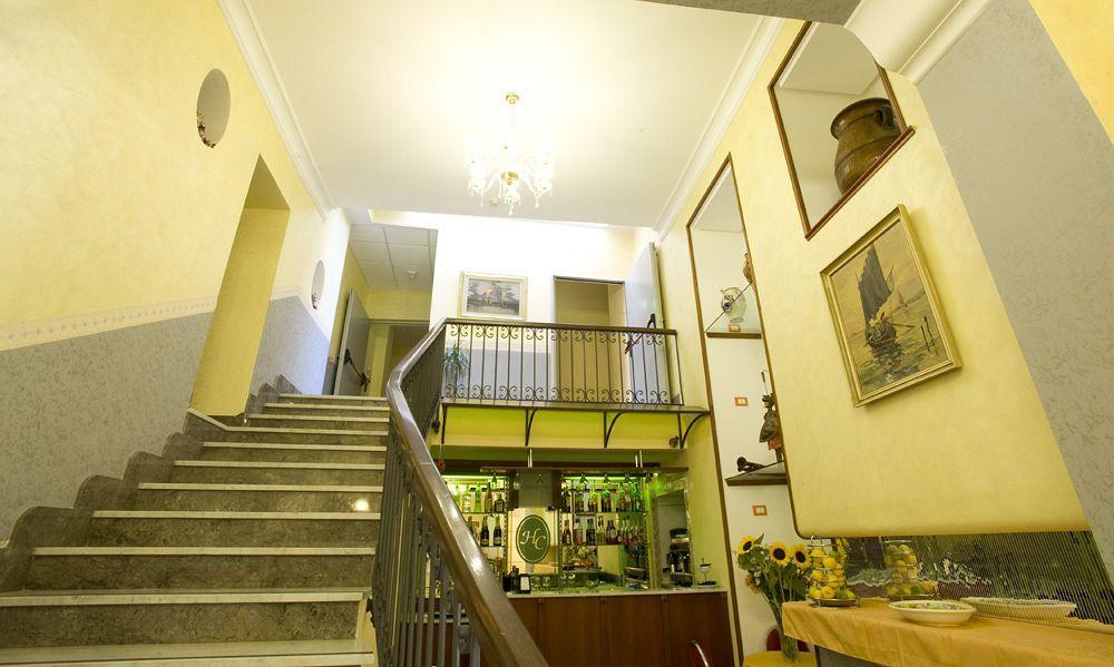 פלרמו Hotel Columbia מראה חיצוני תמונה